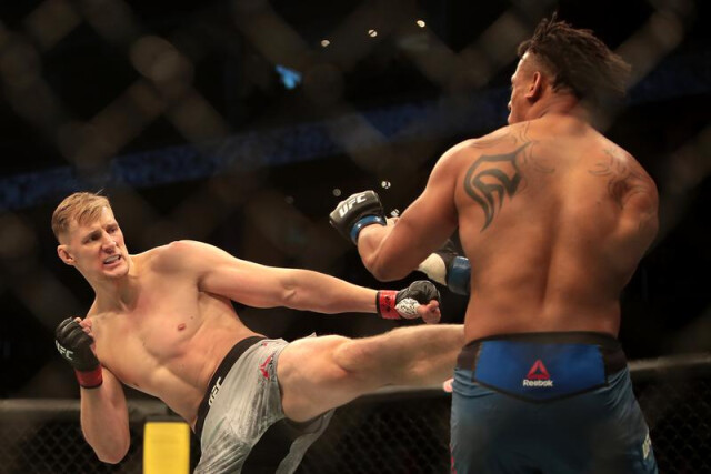 Олег Тактаров сделал прогноз на бой UFC Александр Волков — Том Аспиналл